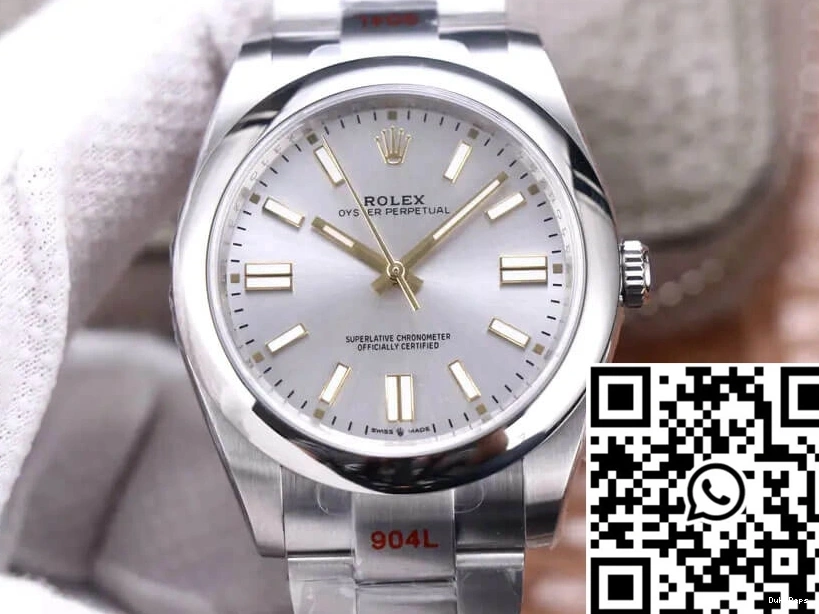 M124300-0001 Oyster Dial 41MM Rolex Silver Factory Perpetual EW 0119